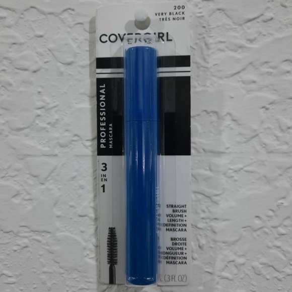 🟢 $ 5.00 COVERGIRL PROFESSIONAL MASCARA  VERY BLACK  # 200 - Picture 1 of 5